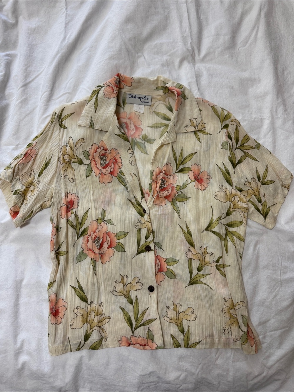 Vintage Floral Short-Sleeve Button-Up Shirt - Cream with Pink Peonies